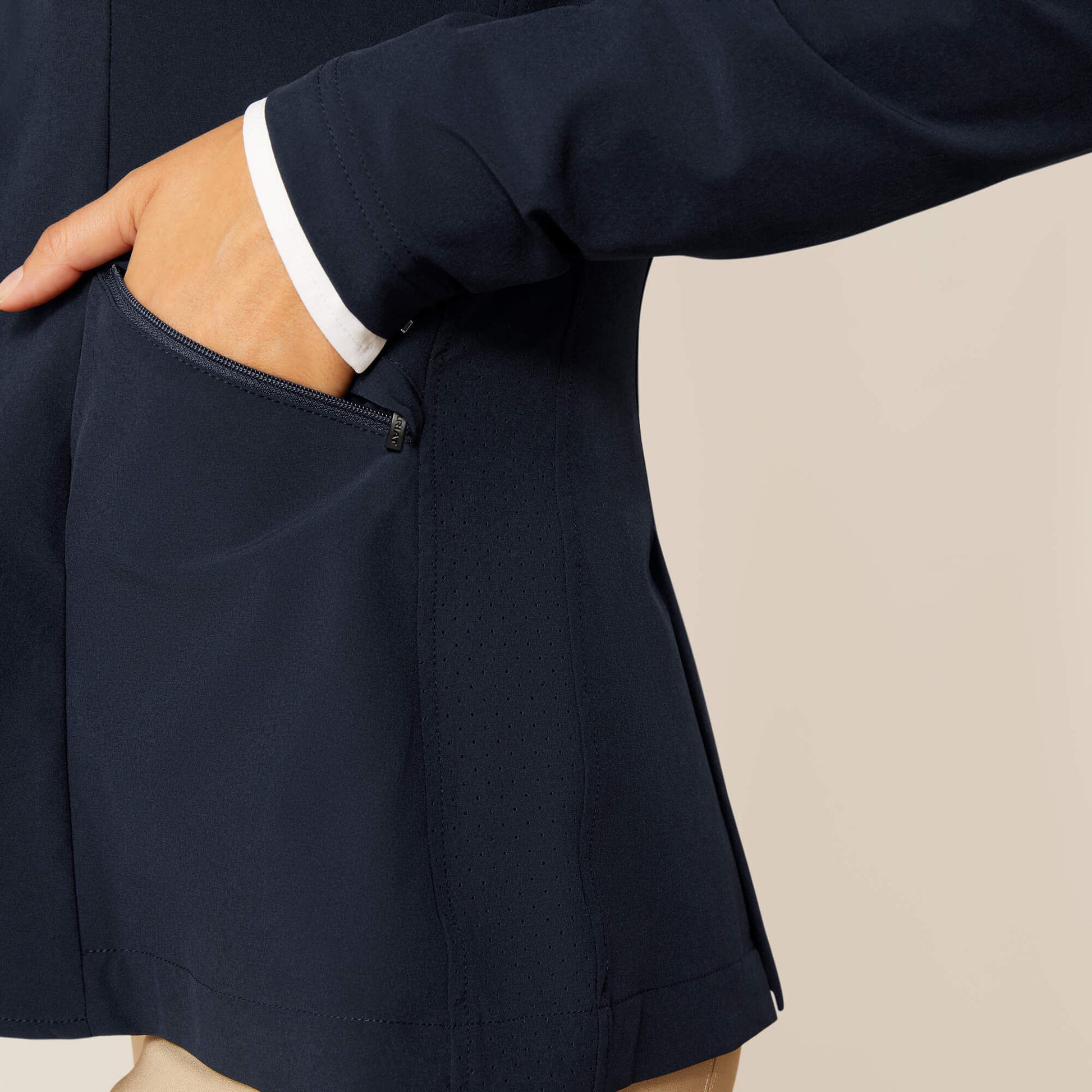 Ariat US - Artico 2.0 Show Coat
