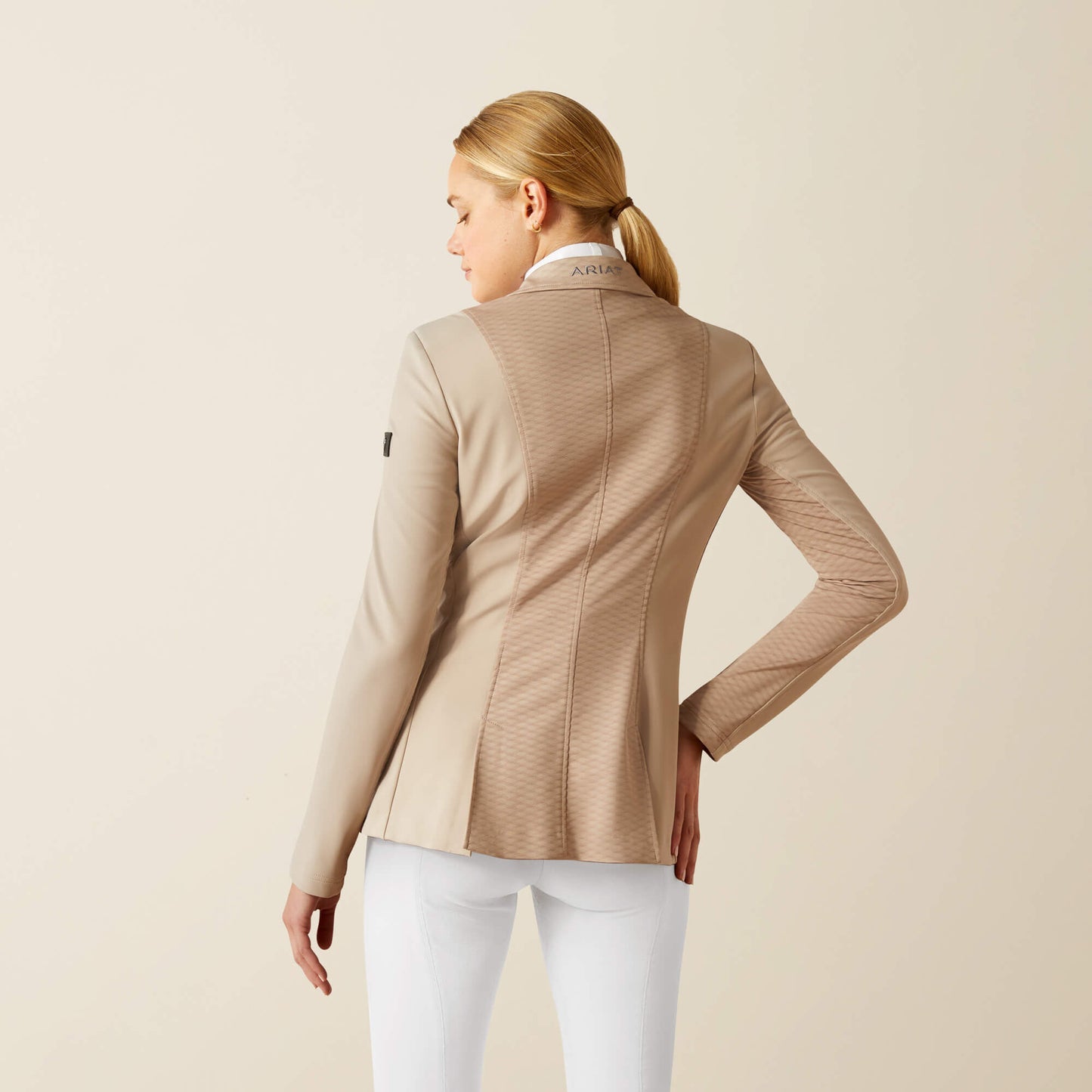 Ariat On Sale - Galatea Bellatrix Show Coat