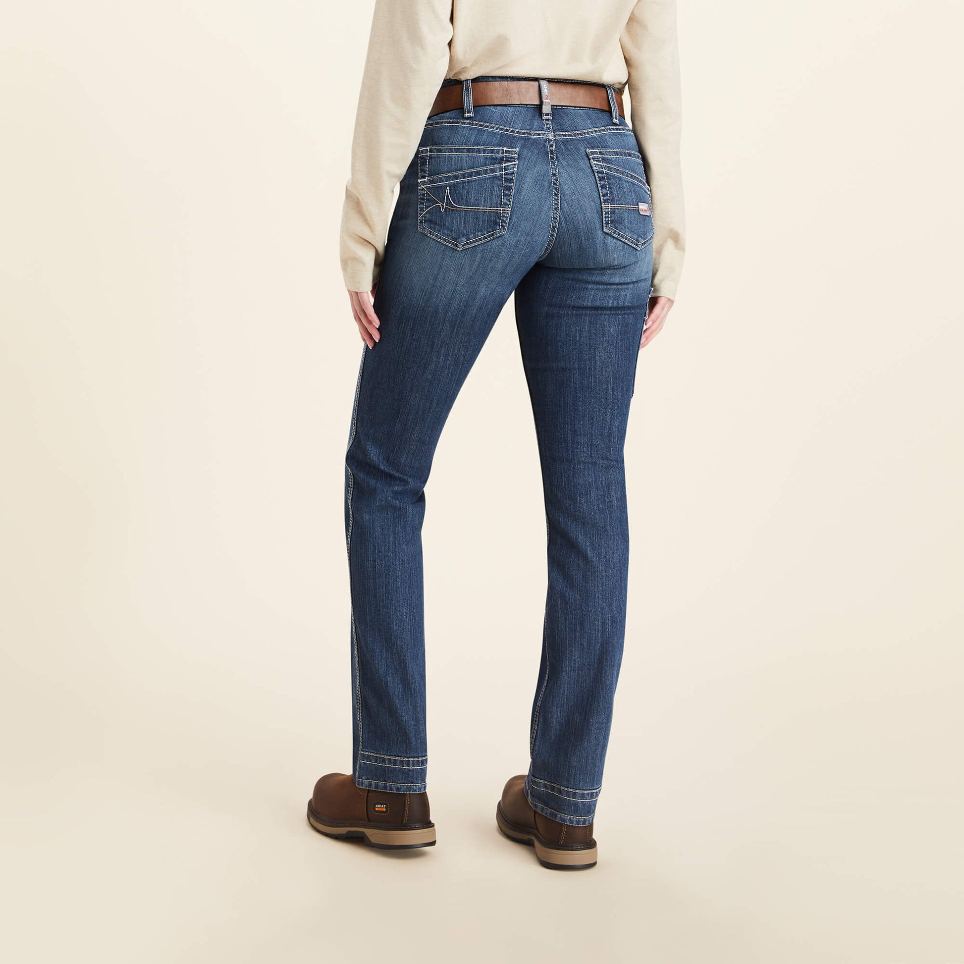 Ariat Sale - FR Perfect Rise DuraLight Stretch Cell Phone Pocket Straight Jean