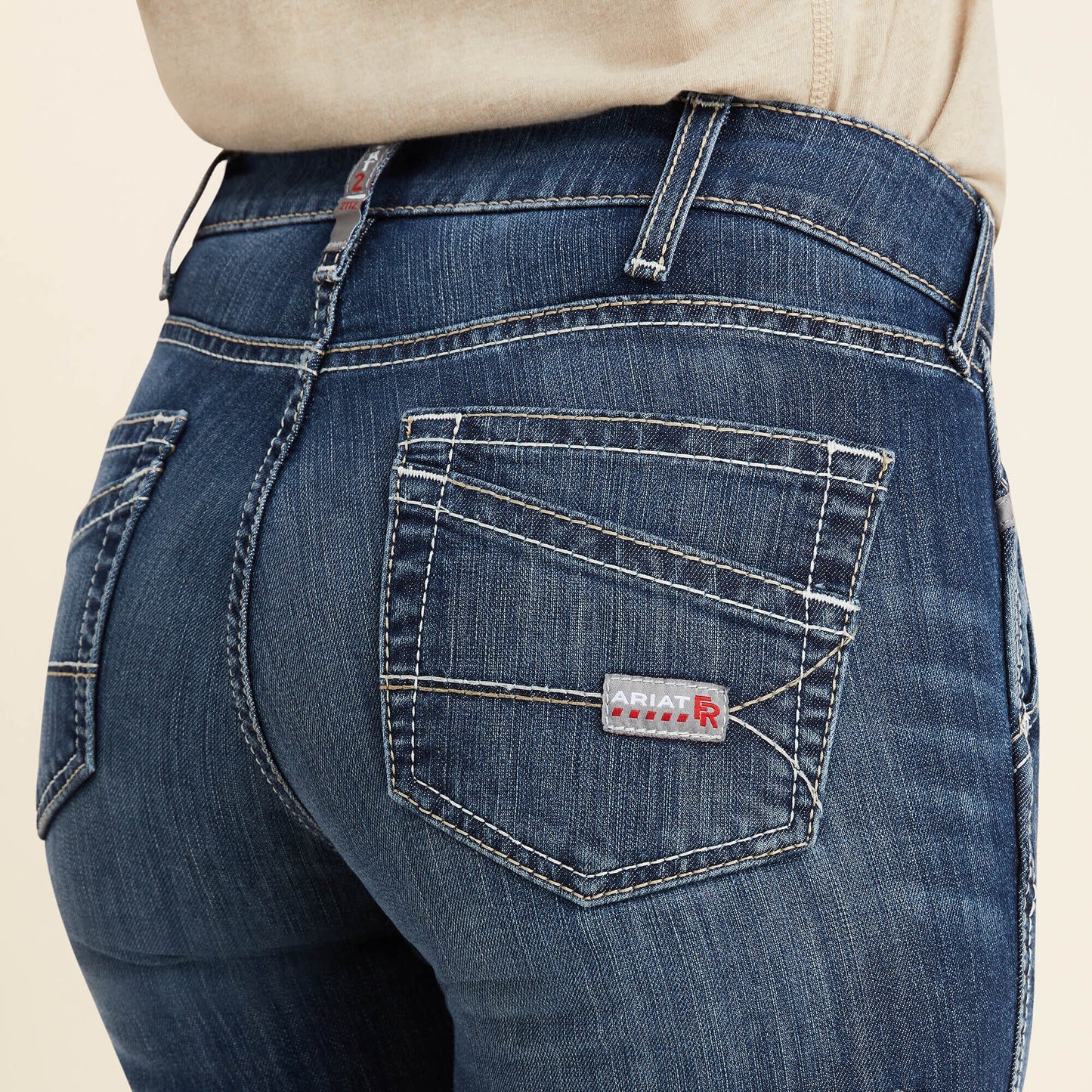 Ariat Sale - FR Perfect Rise DuraLight Stretch Cell Phone Pocket Straight Jean