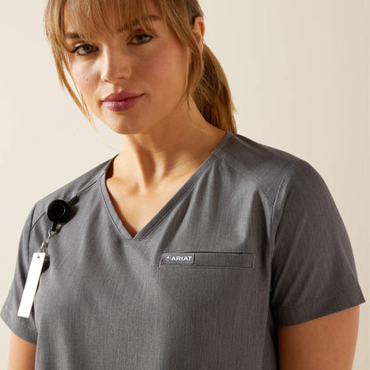 Ariat Outlet - Clara 6 Pocket Scrub Top