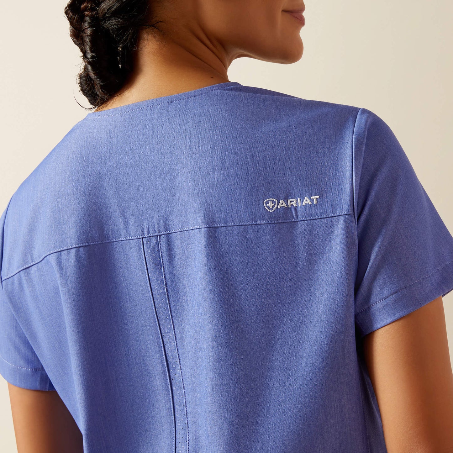 Ariat For Sale - Clara 6 Pocket Scrub Top