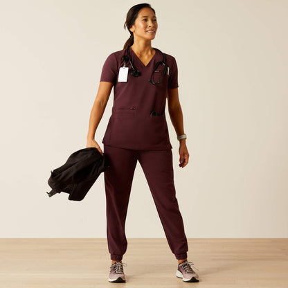 Ariat Sale - Clara 6 Pocket Scrub Top