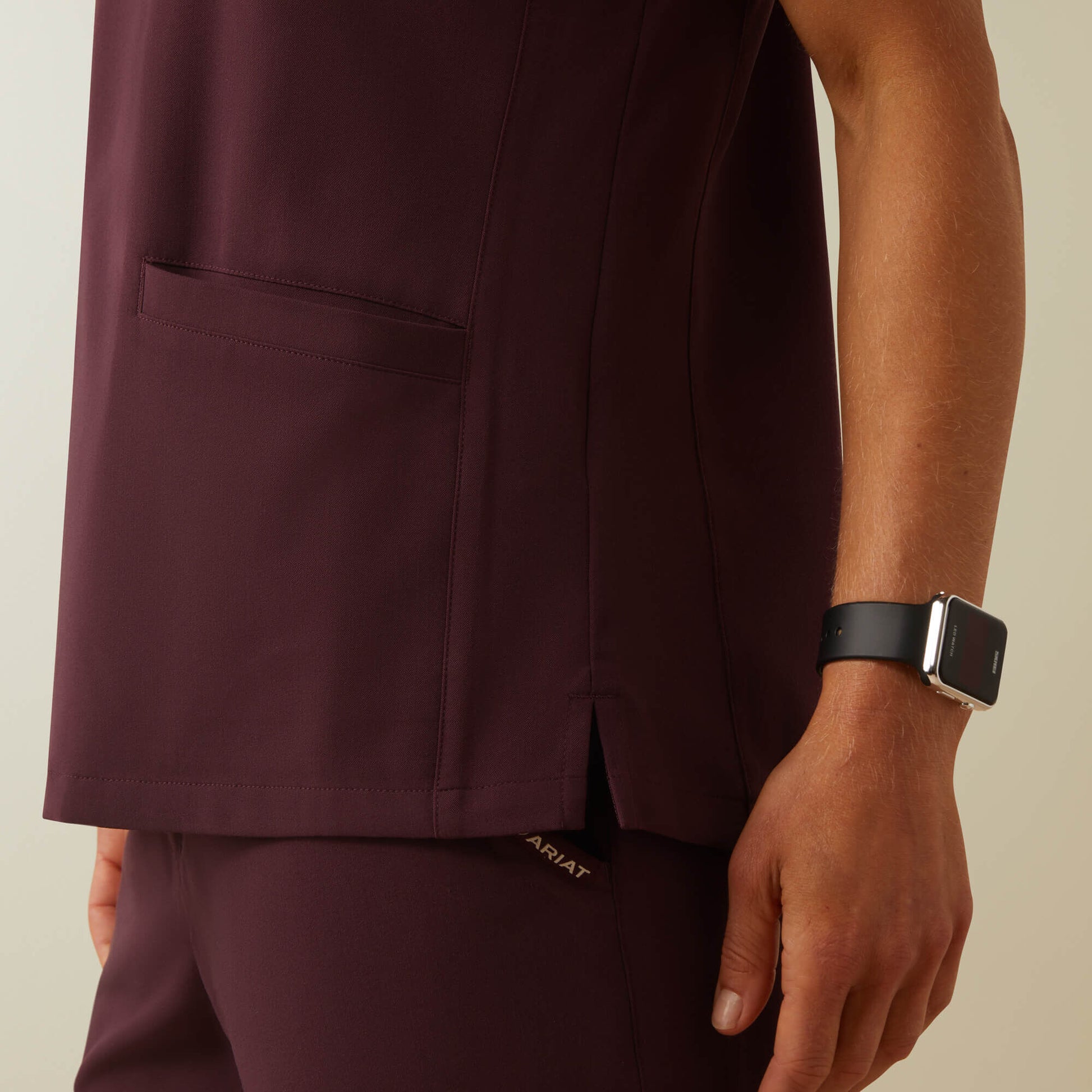 Ariat Sale - Clara 6 Pocket Scrub Top