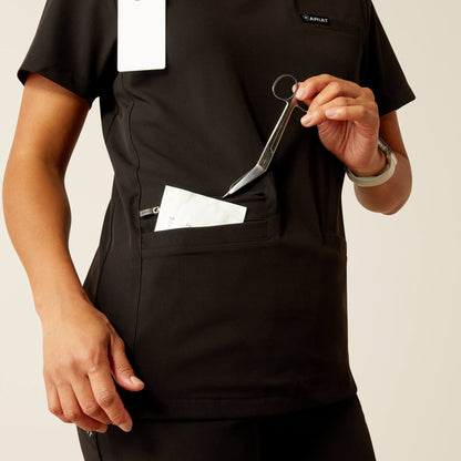 Ariat Sale - Clara 6 Pocket Scrub Top