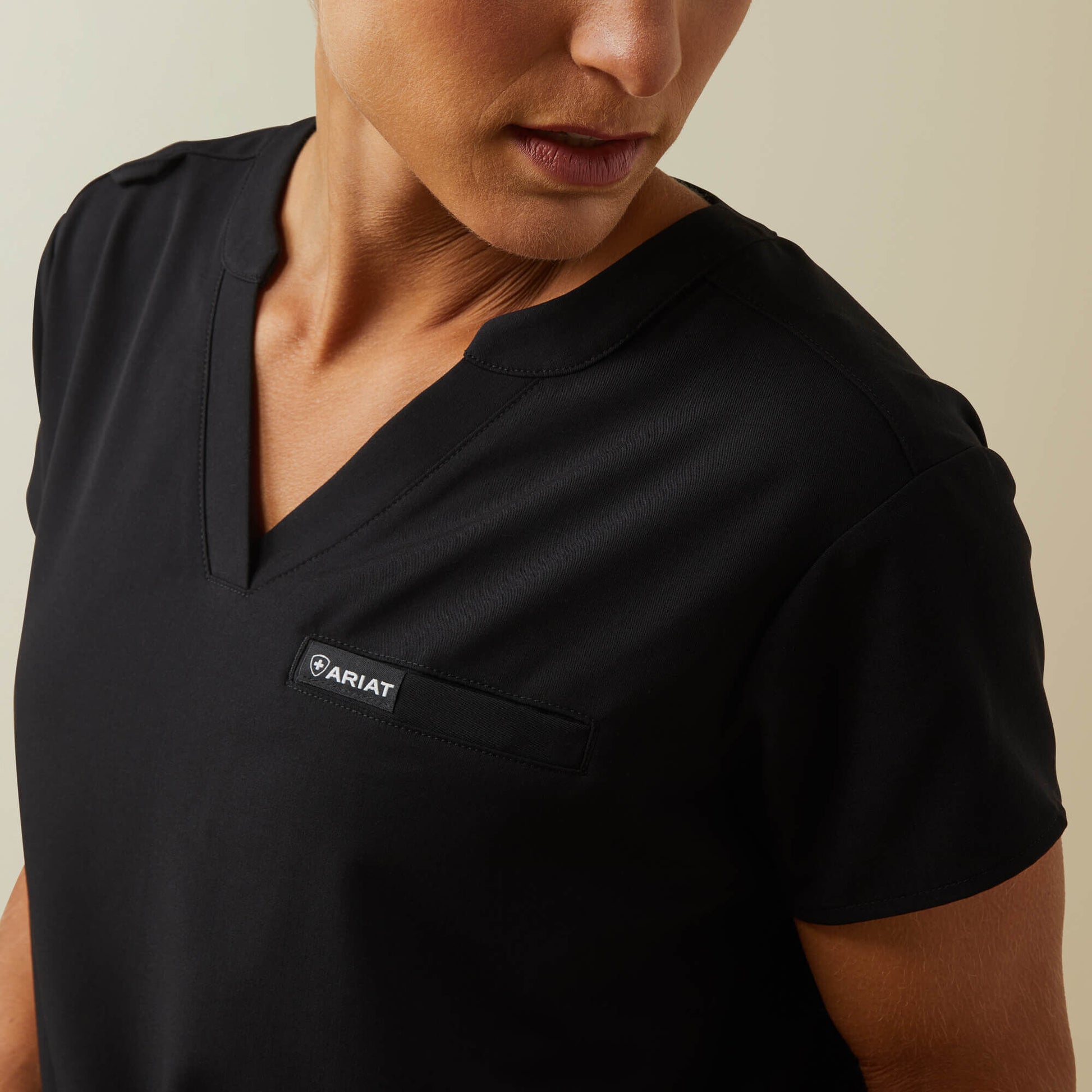 Ariat Outlet - Eliza Fashion Scrub Top