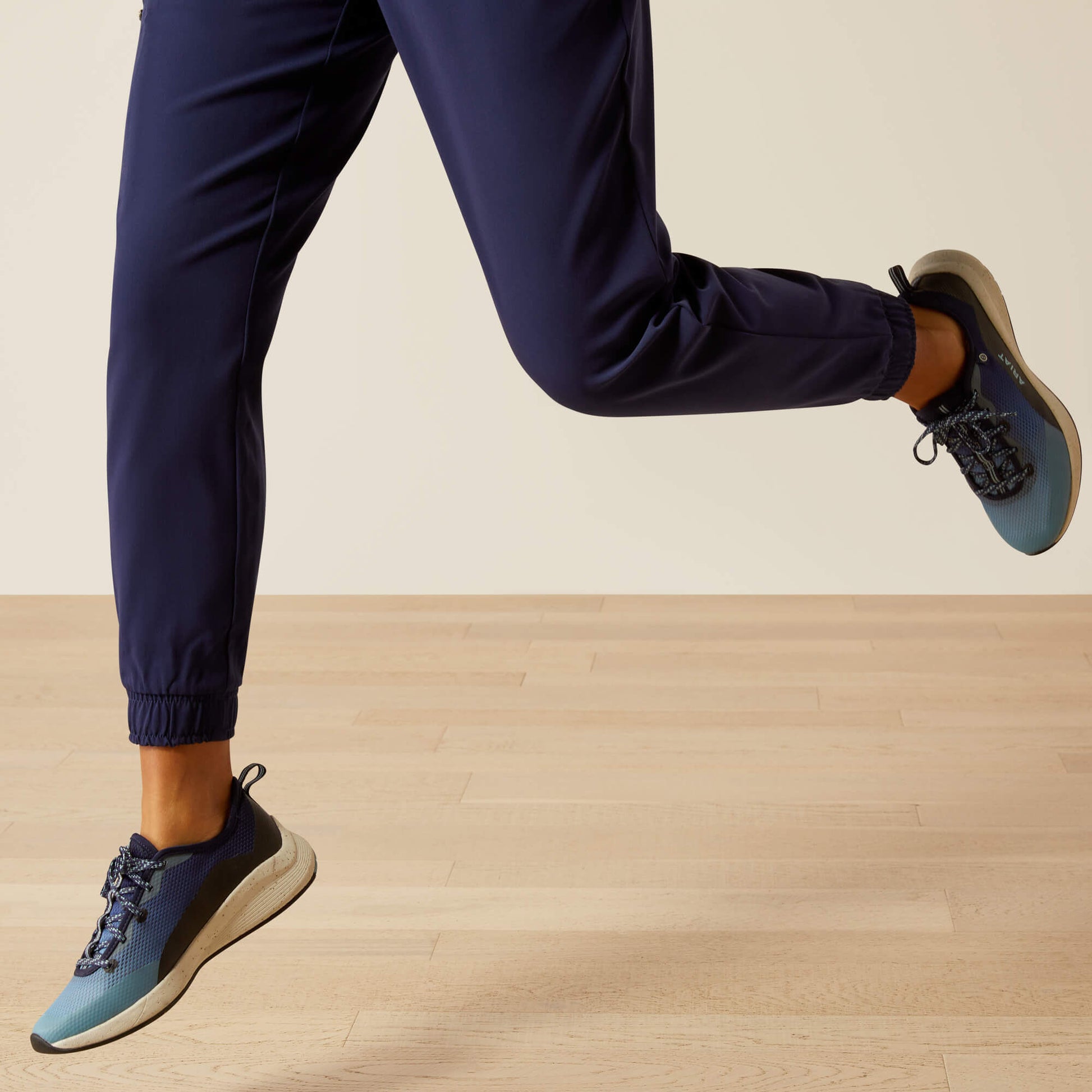 Ariat Sale - Blackwell Cargo Stretch Jogger Scrub Pant
