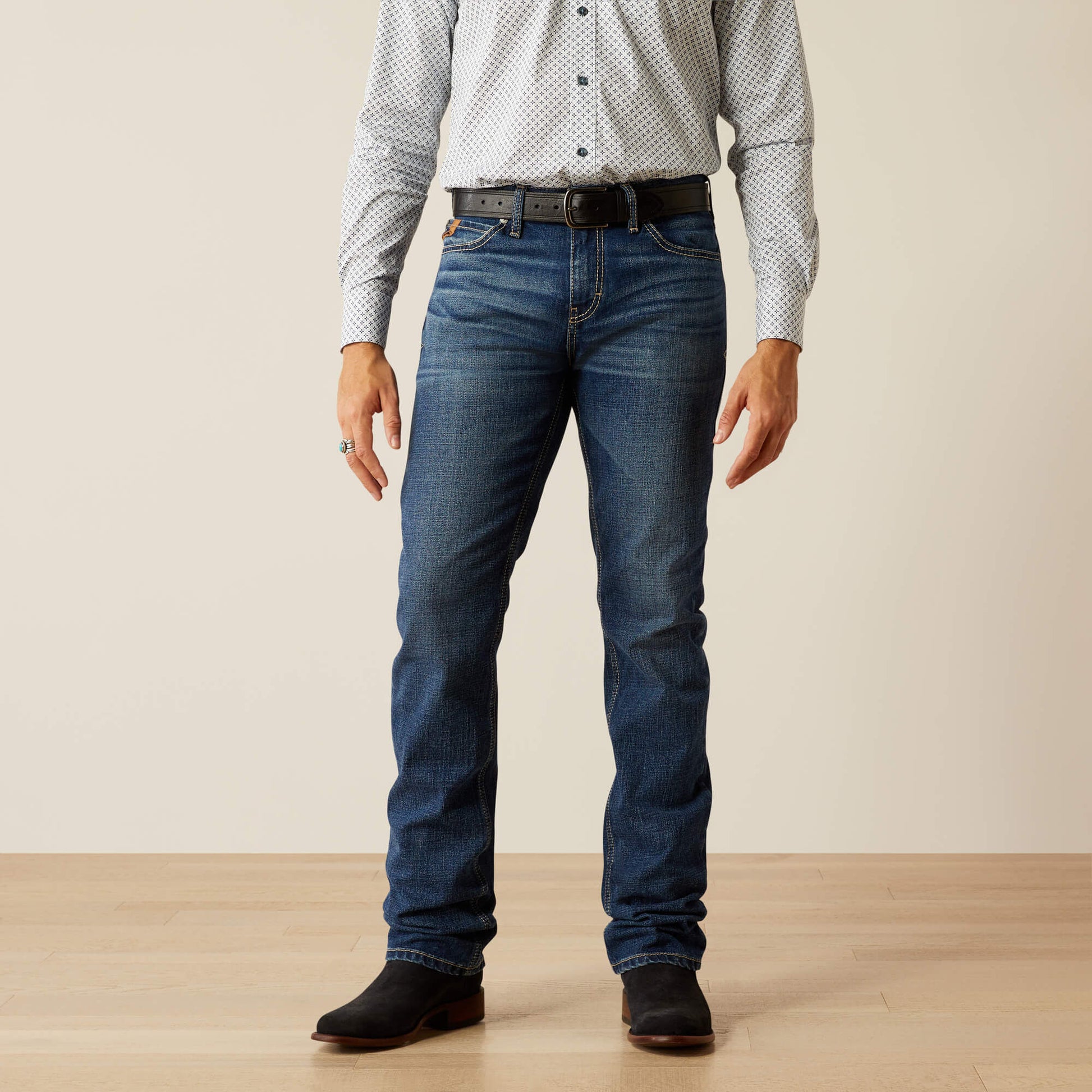 Ariat On Sale - M8 Modern Ashton Straight Leg Jeans
