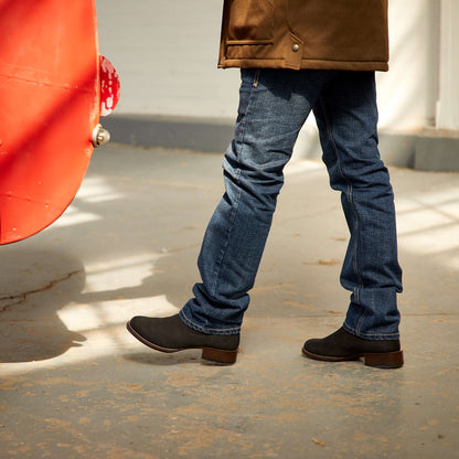 Ariat On Sale - M8 Modern Ashton Straight Leg Jeans