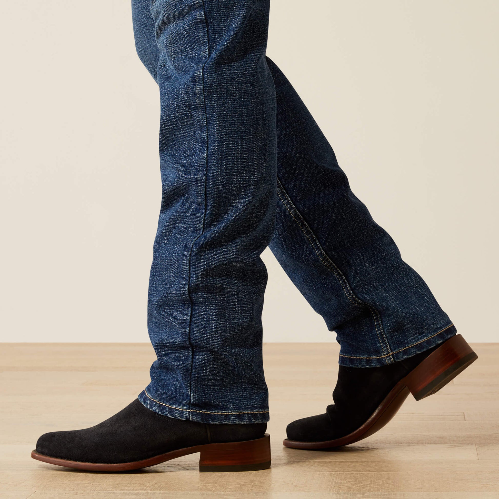 Ariat On Sale - M8 Modern Ashton Straight Leg Jeans