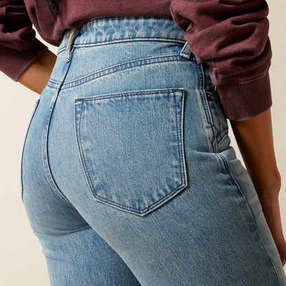 Ariat For Sale - Ultra High Rise Cheyenne Yoke Tomboy Straight Leg Jean