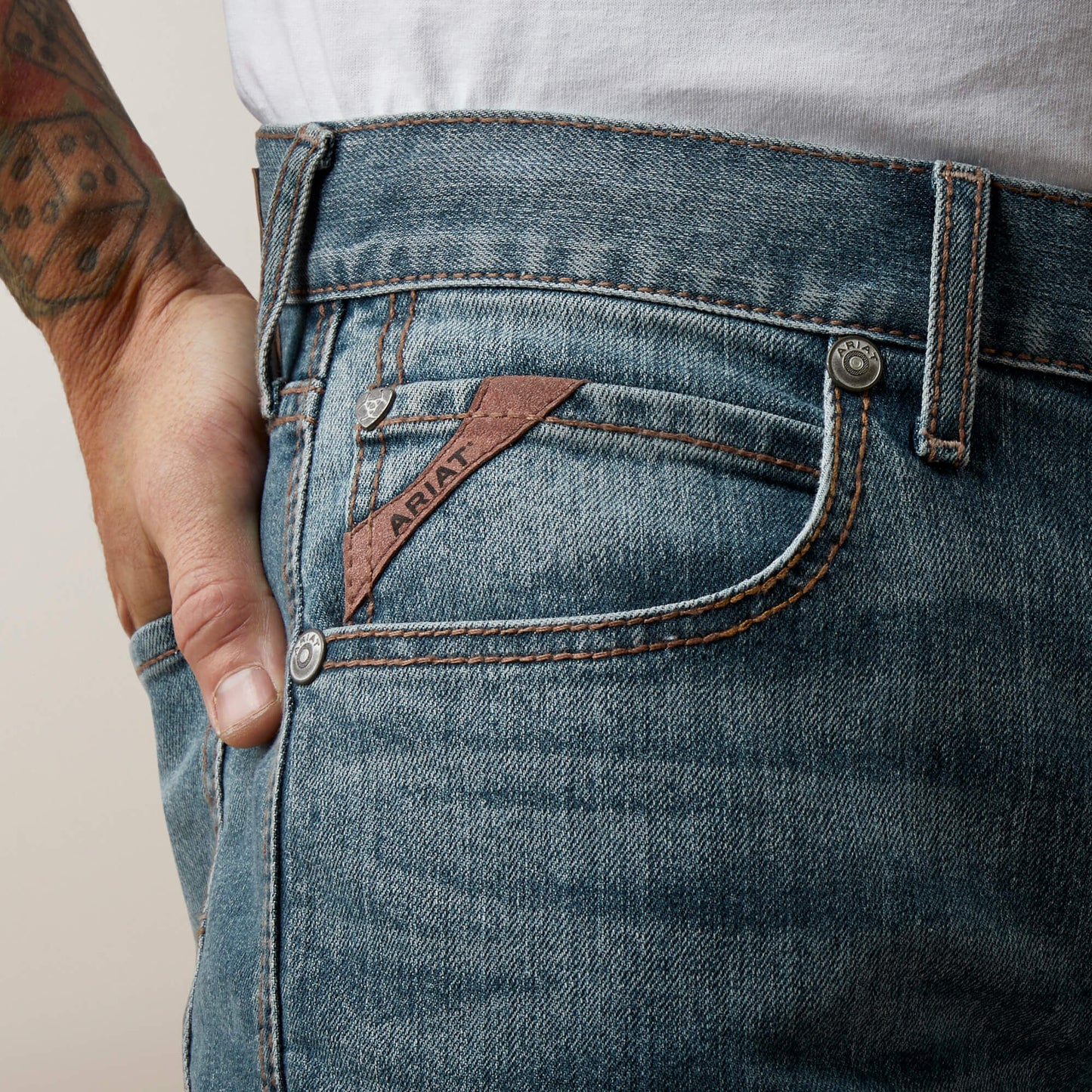 Ariat For Sale - M5 Straight Hansen Straight Jean