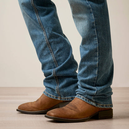 Ariat For Sale - M5 Straight Hansen Straight Jean